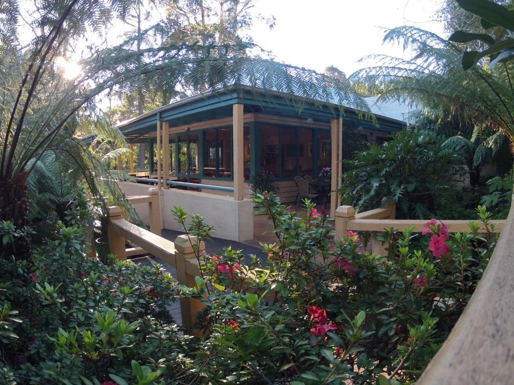 Lodge Heritage Trail